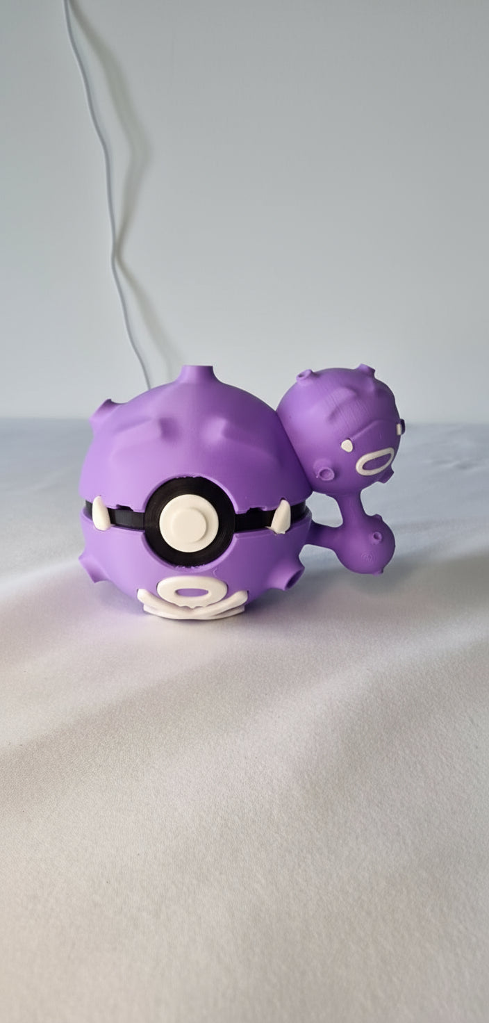 #0110 – Weezing Pokeball | Weezing dans une Pokéball, impression 3D de haute qualité Fillament Wonders