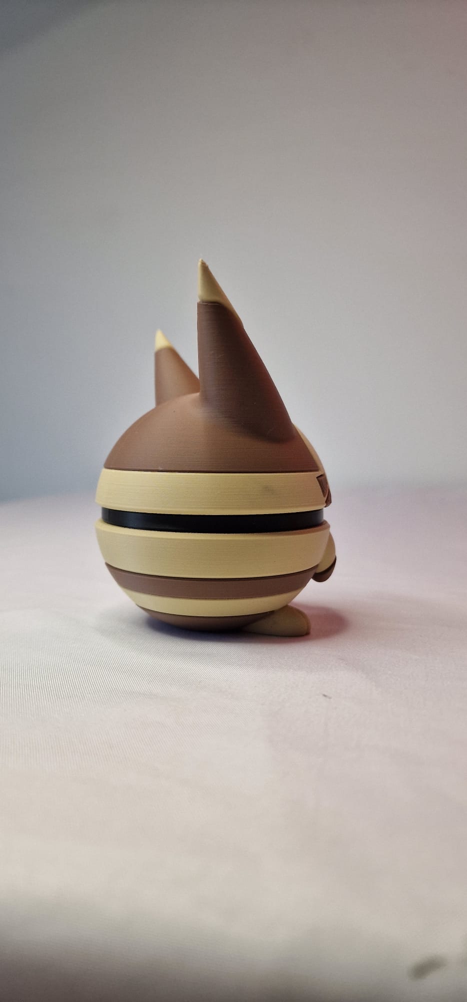 Pokeball Furret 3D – Figurine Pokémon Fait Main, Cadeau Geek, Décoration Pokémon, Impression 3D, Collection Pokémon Fillament Wonders