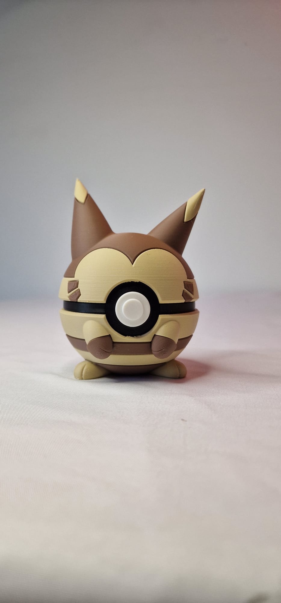 Pokeball Furret 3D – Figurine Pokémon Fait Main, Cadeau Geek, Décoration Pokémon, Impression 3D, Collection Pokémon Fillament Wonders